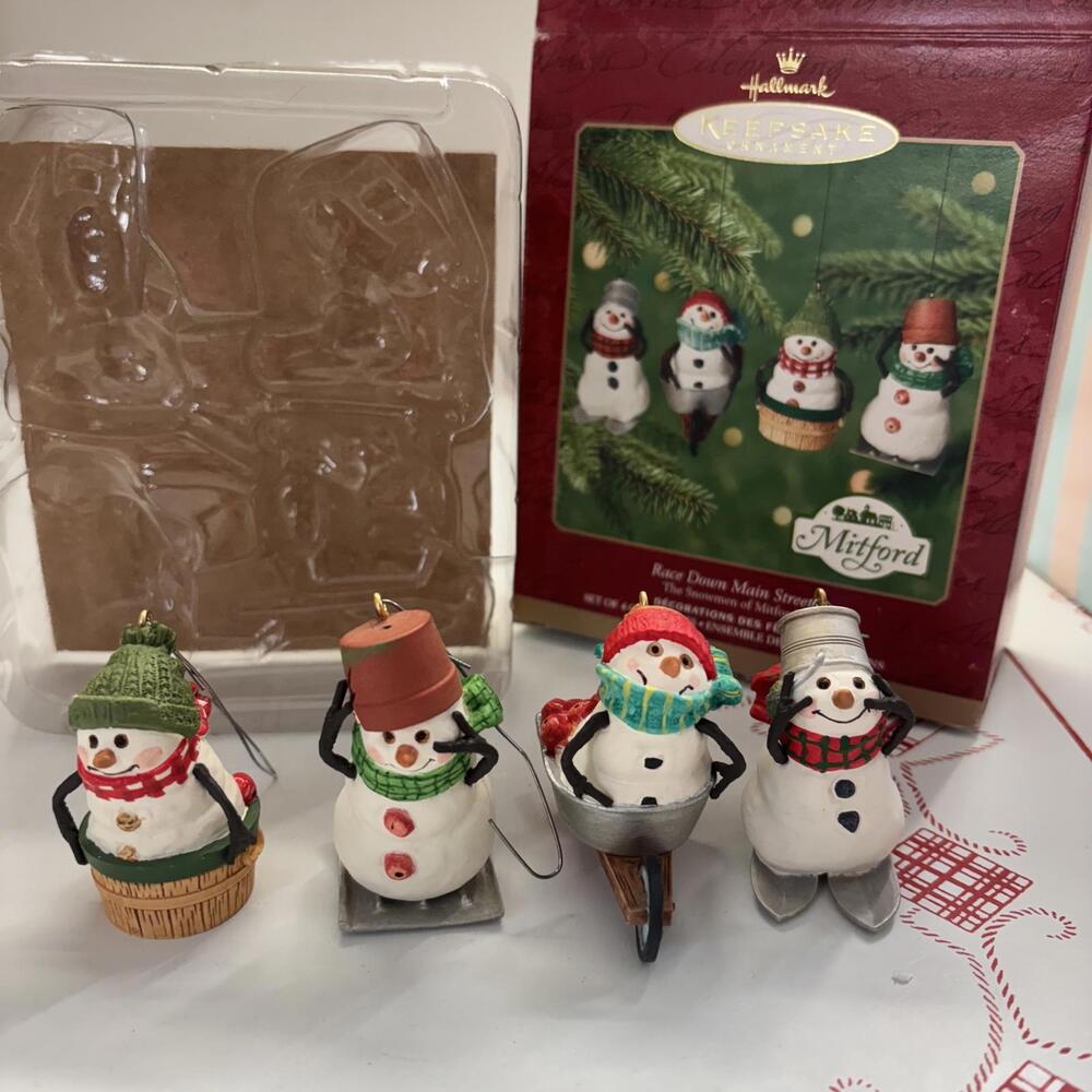 Vtg 2000 set of 4 Hallmark “Race down Main Street” ornament set